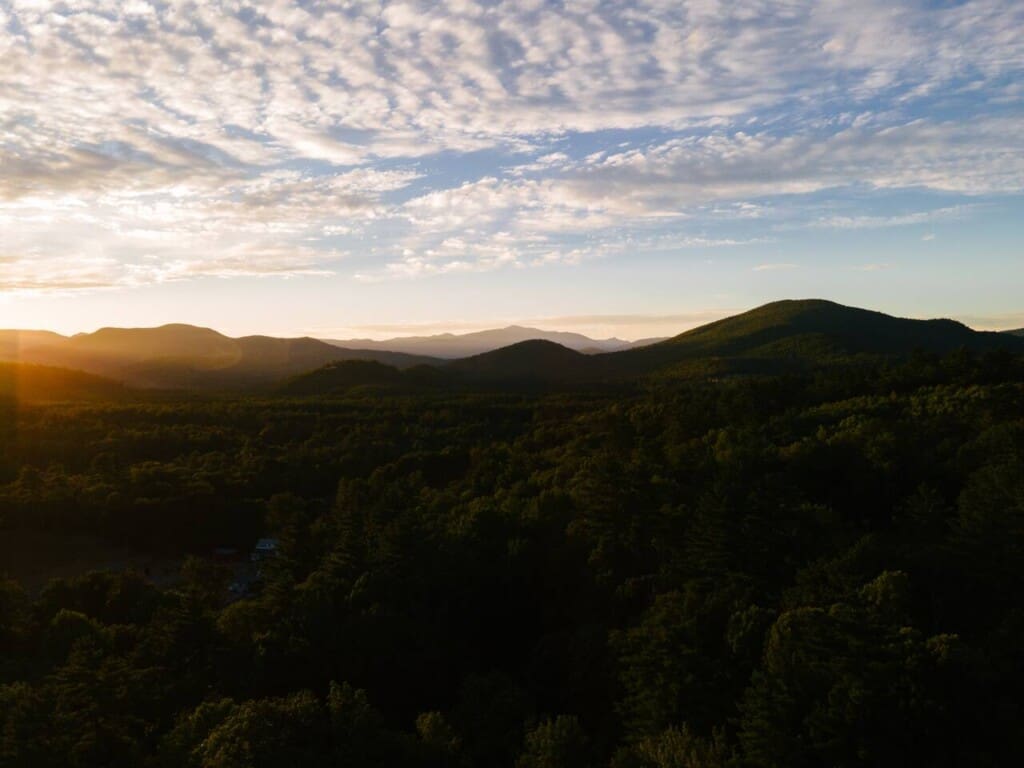 Scenic overlook near Peak and Pine Retreat in Bartlett NH NH