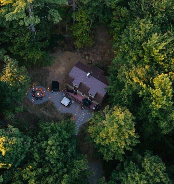 Hiking trail near Peak and Pine Retreat vacation rental in the White Mountains